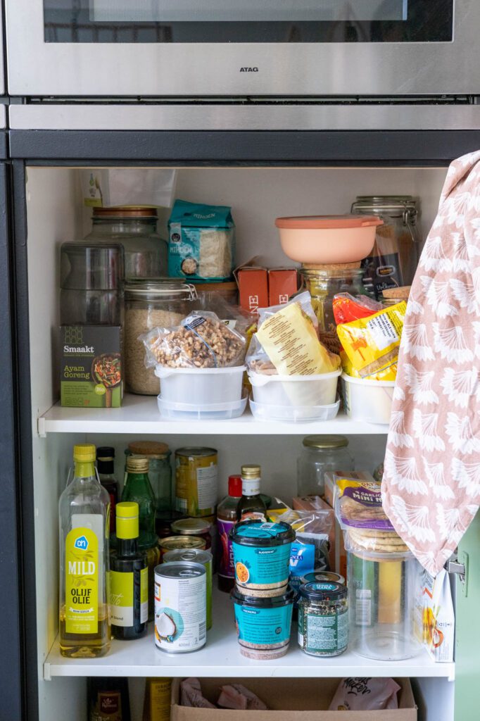 keukenkastjes low-budget organiseren